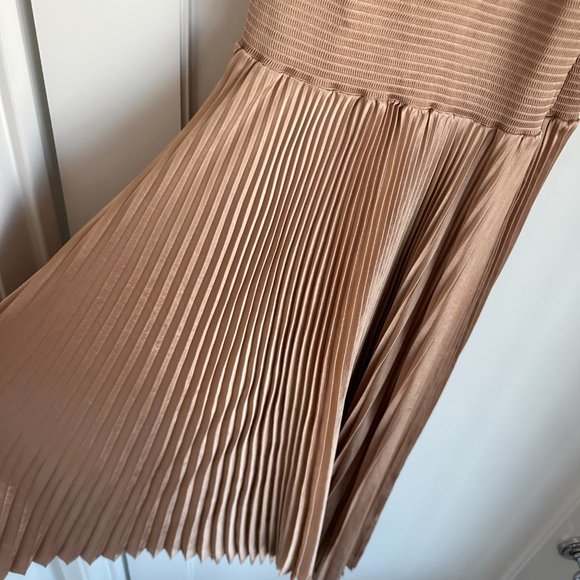 A.L.C. Renzo Asymmetric Pleated Midi-Dress Sz 8 Bella Halter Neck Smock Waist - Picture 6 of 10